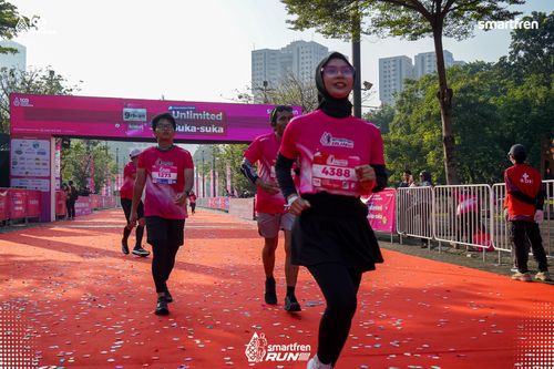 Race photo from Smartfren Run 2025 