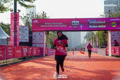 Race photo from Smartfren Run 2025 