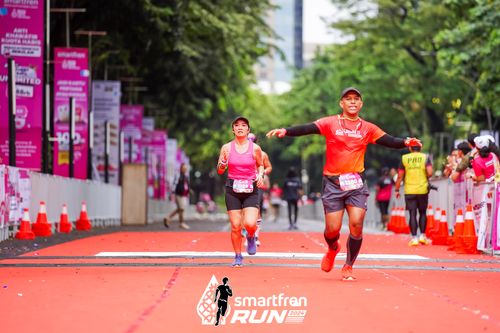 Race photo from Smartfren Run 2024