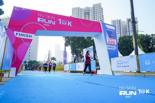 Race photo from Nu Skin Run 10K