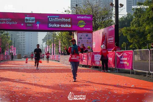 Race photo from Smartfren Run 2025 