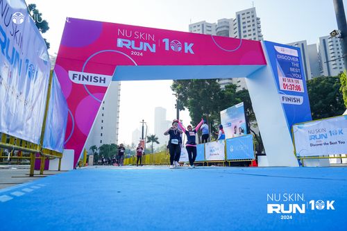 Race photo from Nu Skin Run 10K