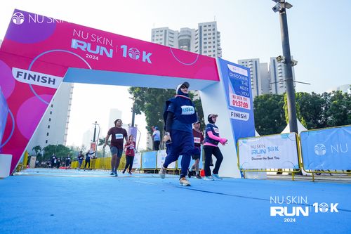 Race photo from Nu Skin Run 10K