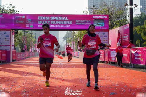 Race photo from Smartfren Run 2025 