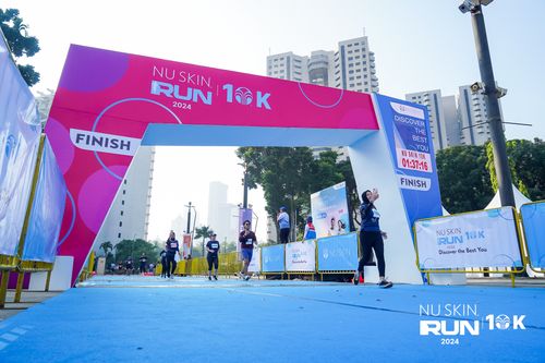Race photo from Nu Skin Run 10K
