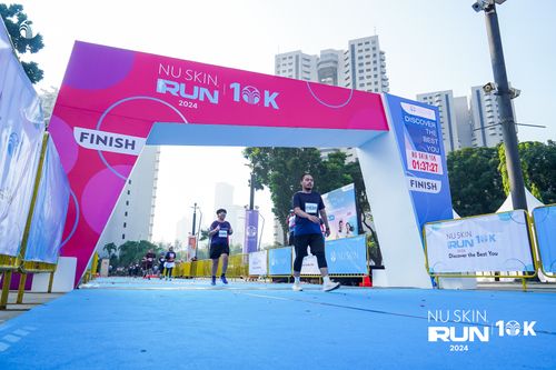 Race photo from Nu Skin Run 10K