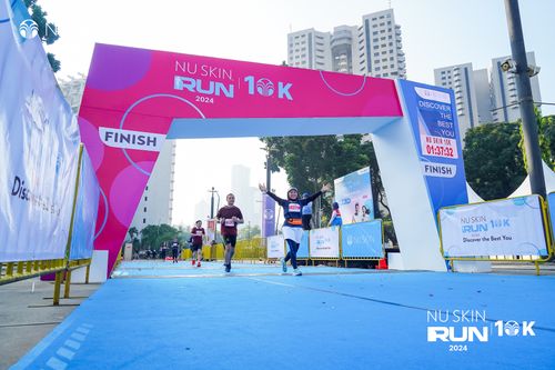 Race photo from Nu Skin Run 10K