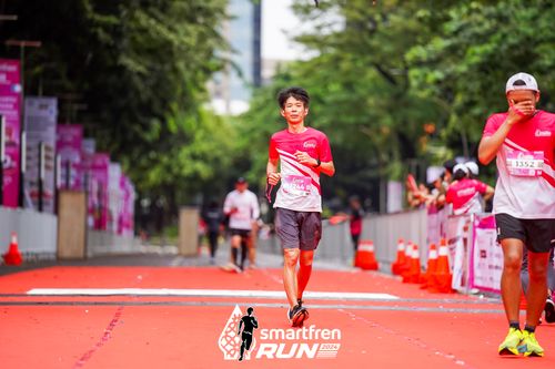 Race photo from Smartfren Run 2024
