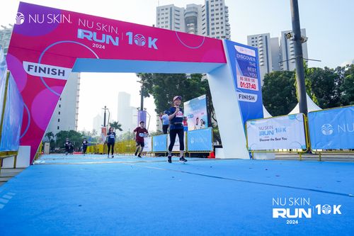 Race photo from Nu Skin Run 10K