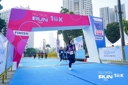 Race photo from Nu Skin Run 10K