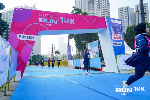 Race photo from Nu Skin Run 10K