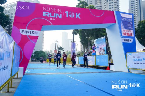 Race photo from Nu Skin Run 10K