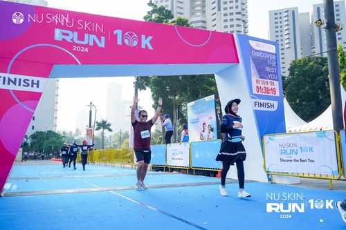 Race photo from Nu Skin Run 10K