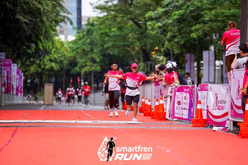 Race photo from Smartfren Run 2024