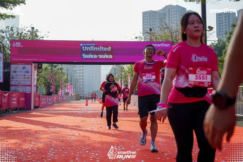Race photo from Smartfren Run 2025 