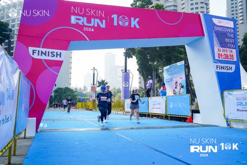 Race photo from Nu Skin Run 10K