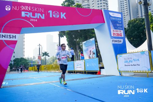 Race photo from Nu Skin Run 10K