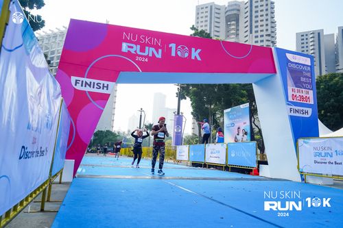 Race photo from Nu Skin Run 10K