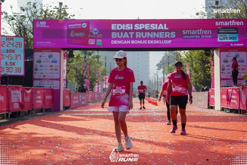 Race photo from Smartfren Run 2025 
