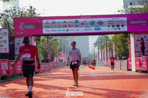 Race photo from Smartfren Run 2025 