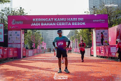 Race photo from Smartfren Run 2025 