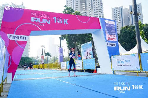 Race photo from Nu Skin Run 10K