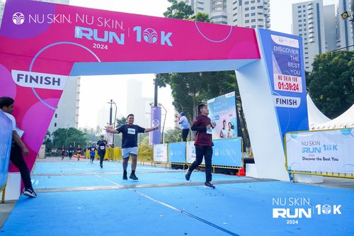 Race photo from Nu Skin Run 10K