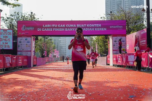 Race photo from Smartfren Run 2025 