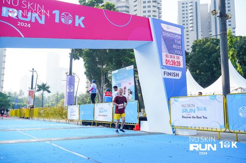 Race photo from Nu Skin Run 10K