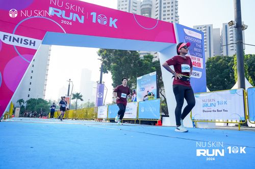 Race photo from Nu Skin Run 10K