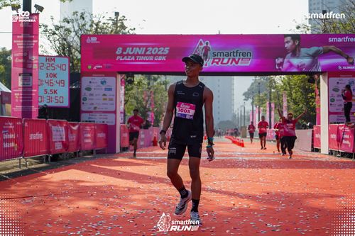 Race photo from Smartfren Run 2025 
