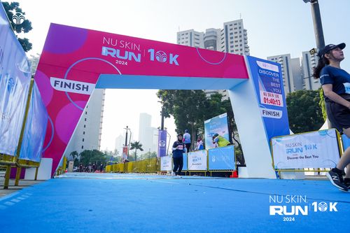 Race photo from Nu Skin Run 10K