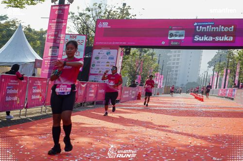 Race photo from Smartfren Run 2025 