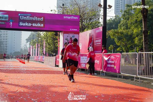 Race photo from Smartfren Run 2025 