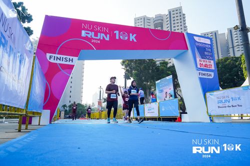 Race photo from Nu Skin Run 10K