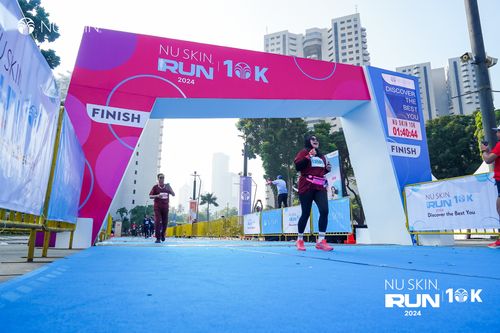 Race photo from Nu Skin Run 10K