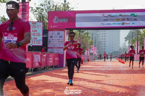 Race photo from Smartfren Run 2025 