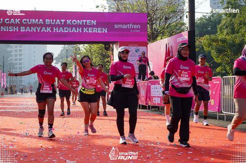 Race photo from Smartfren Run 2025 