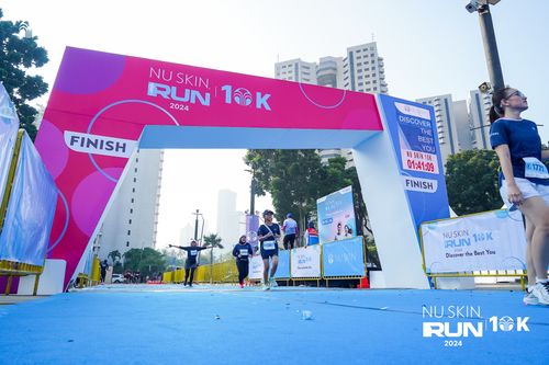 Race photo from Nu Skin Run 10K