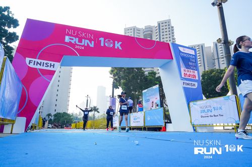 Race photo from Nu Skin Run 10K