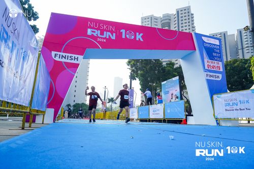 Race photo from Nu Skin Run 10K