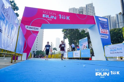 Race photo from Nu Skin Run 10K