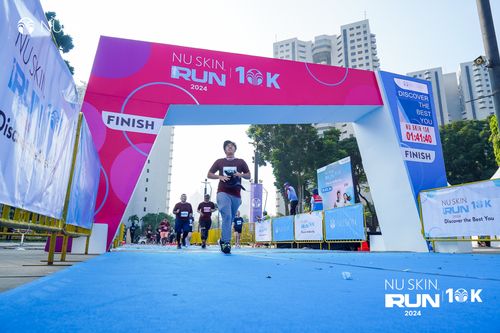 Race photo from Nu Skin Run 10K