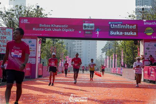 Race photo from Smartfren Run 2025 