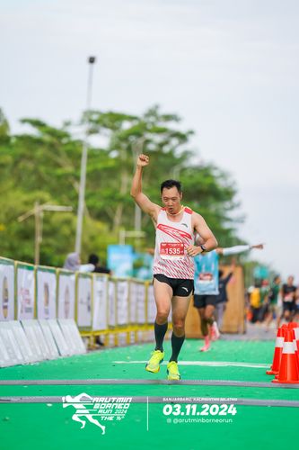 Race photo from Arutmin Borneo Run 2024