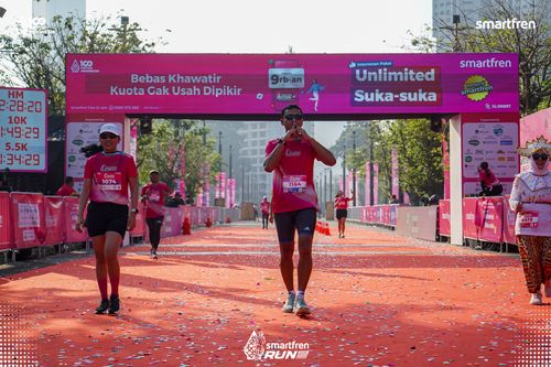 Race photo from Smartfren Run 2025 
