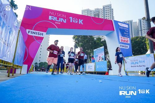 Race photo from Nu Skin Run 10K