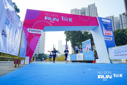 Race photo from Nu Skin Run 10K