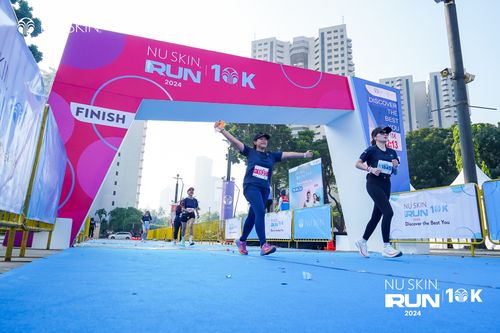 Race photo from Nu Skin Run 10K
