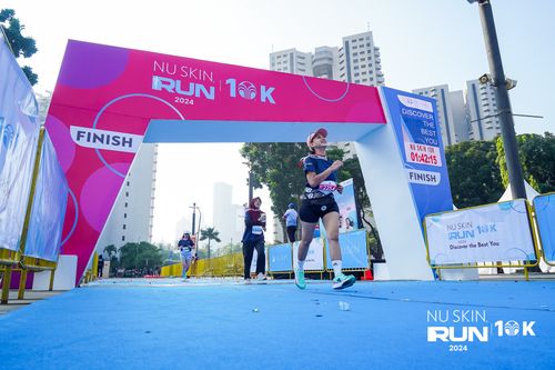 Race photo from Nu Skin Run 10K